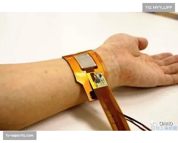 联盟测试新型可穿戴传感器，用于监测球员负荷与预防伤病