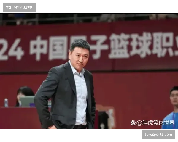 【2026年4月CBA联赛·人物·专访王世龙教练接受专访，谈余嘉豪的成长与球队体系